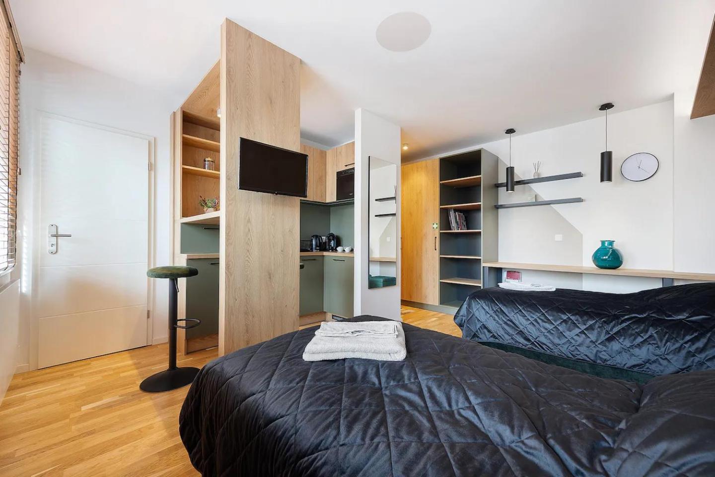 M&M Living In Hannover City Bagian luar foto
